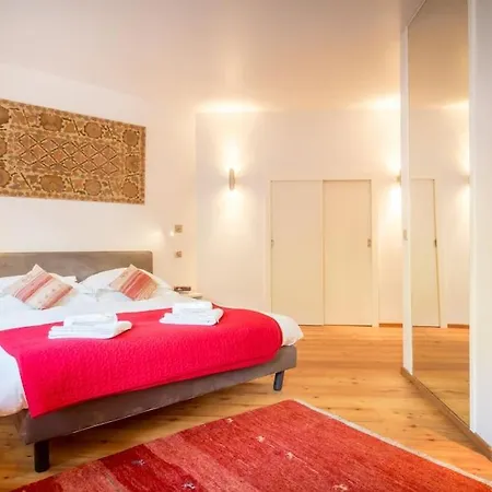 شقة The Majestic Duplex شامونكس