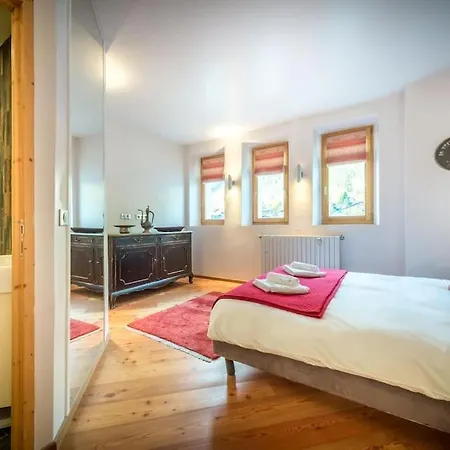 The Majestic Duplex شامونكس